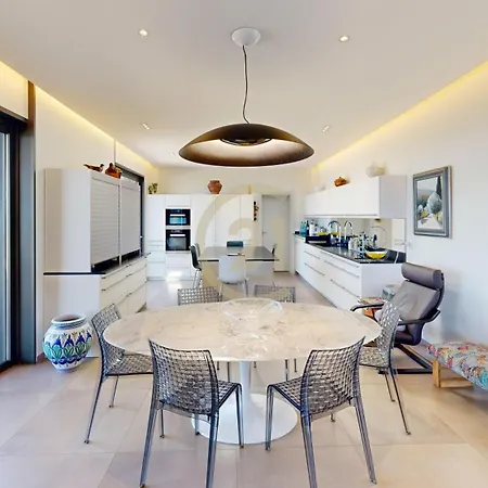 De Prestige Vue ! 4* Lumio (Corsica)